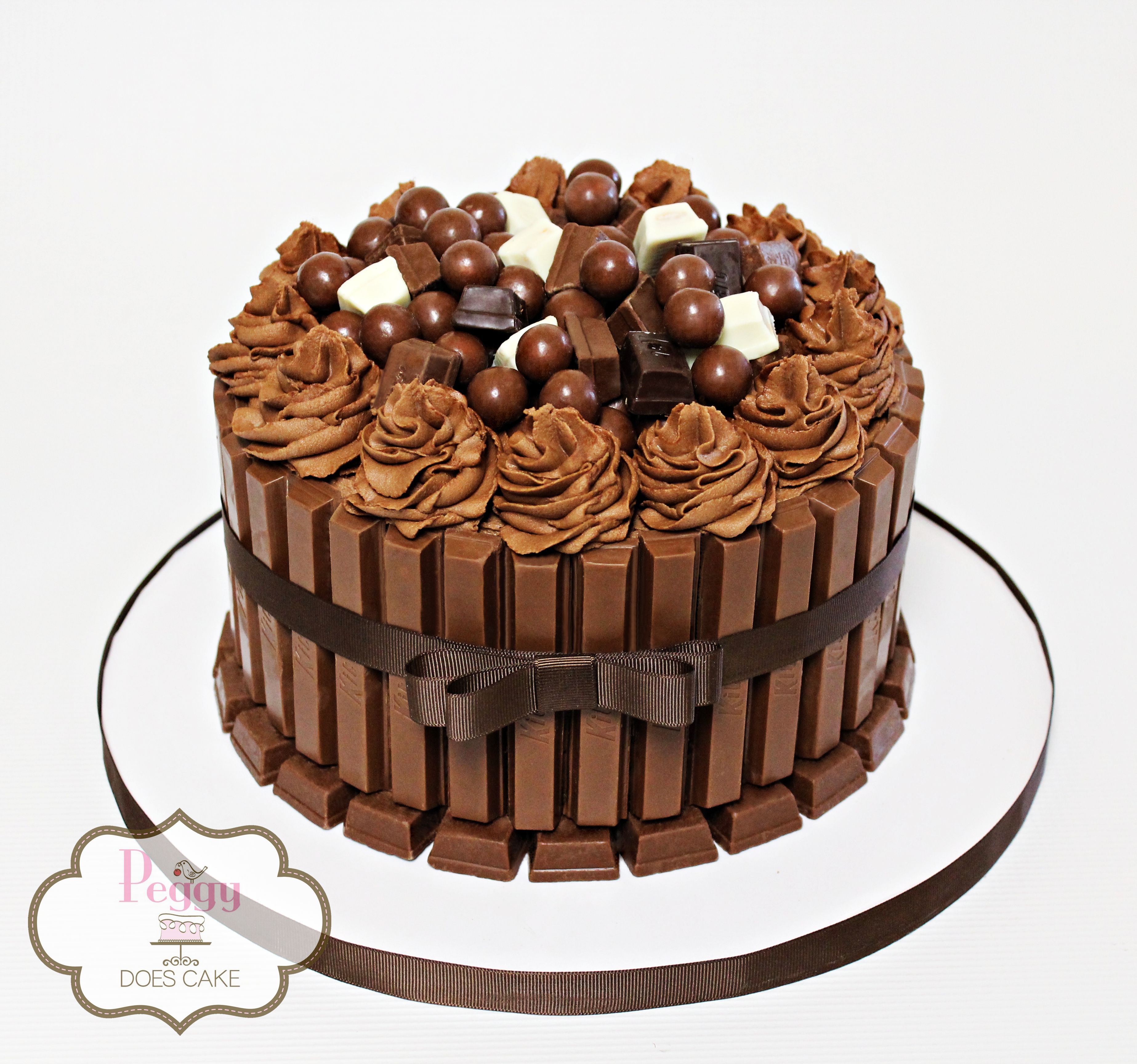 kitkat chocolate cake (500 gm)